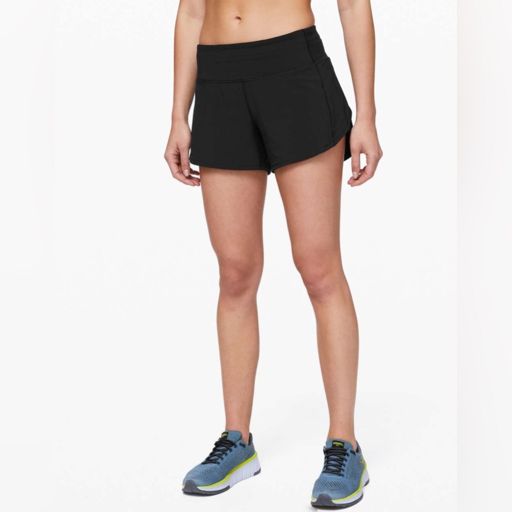 Lululemon Speed Up Mid Rise Short Long 4” Fit Inseam in Black